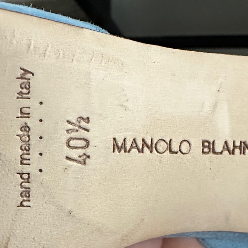 Manolo Blahnik Light Blue Suede Heels - Picture 9 of 12
